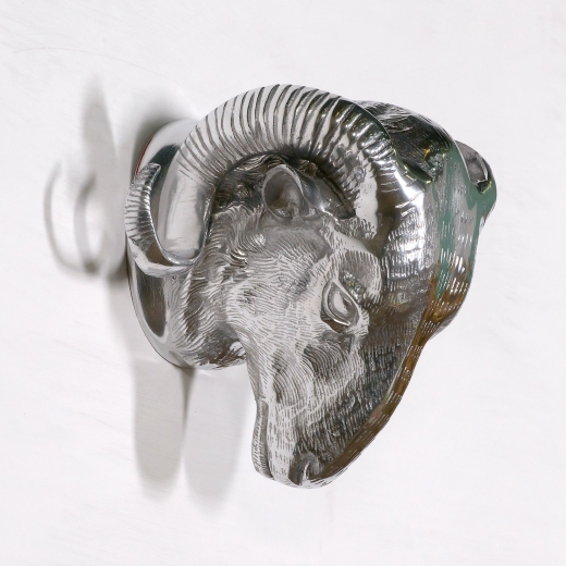 Aluminium Silver Wall Head Ram With Curved Horns Trophy Head