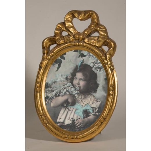 Gold Gilt Leaf Oval  Photo Frame Bows and Ribbons 