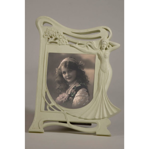 Art Nouveau White Clay Paint Photo Frame