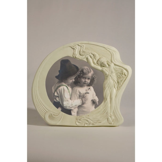 Art Nouveau Cream Clay Paint Photo Frame